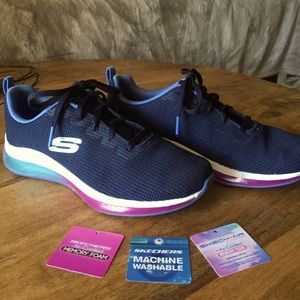 Sketchers- Air Sneaker